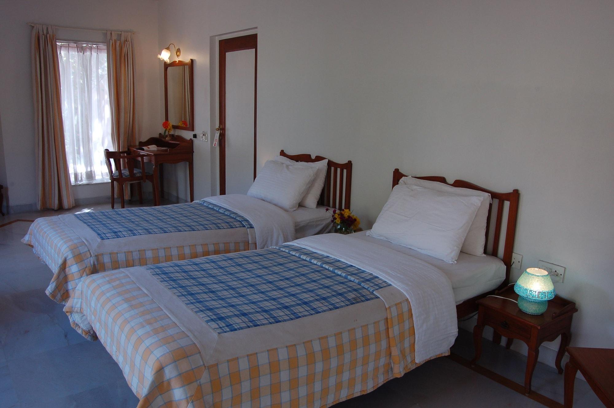 The Meadows Resort And Spa Aurangābād Exterior foto