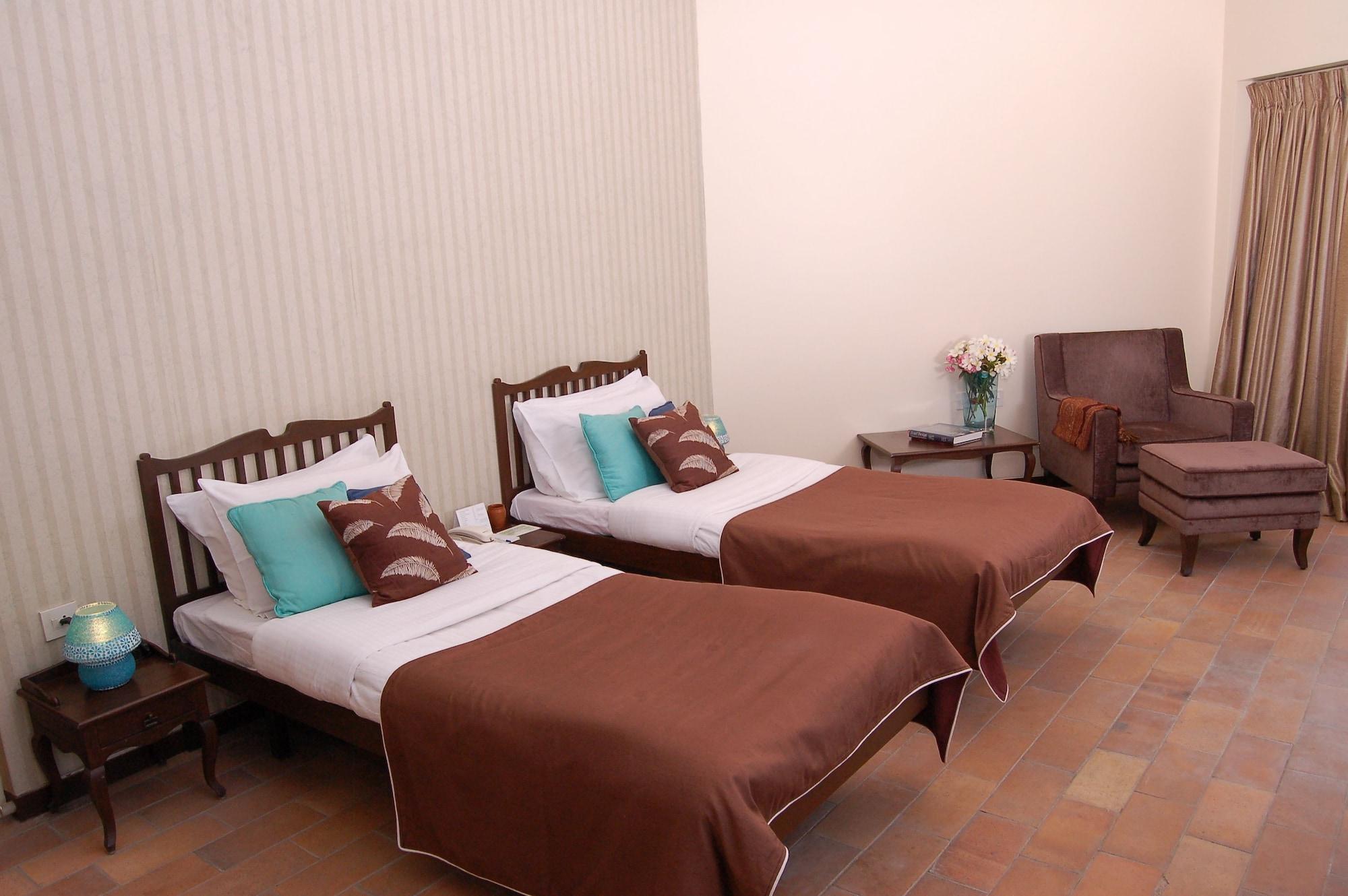 The Meadows Resort And Spa Aurangābād Exterior foto