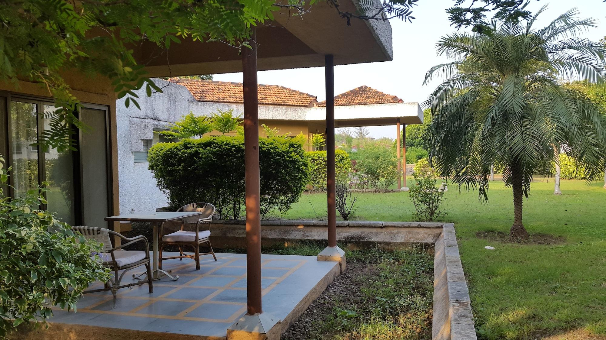 The Meadows Resort And Spa Aurangābād Exterior foto