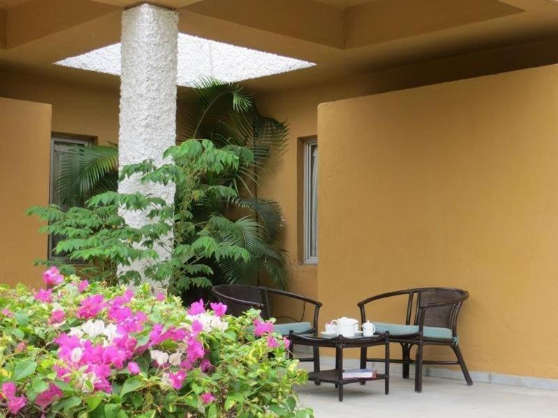 The Meadows Resort And Spa Aurangābād Exterior foto