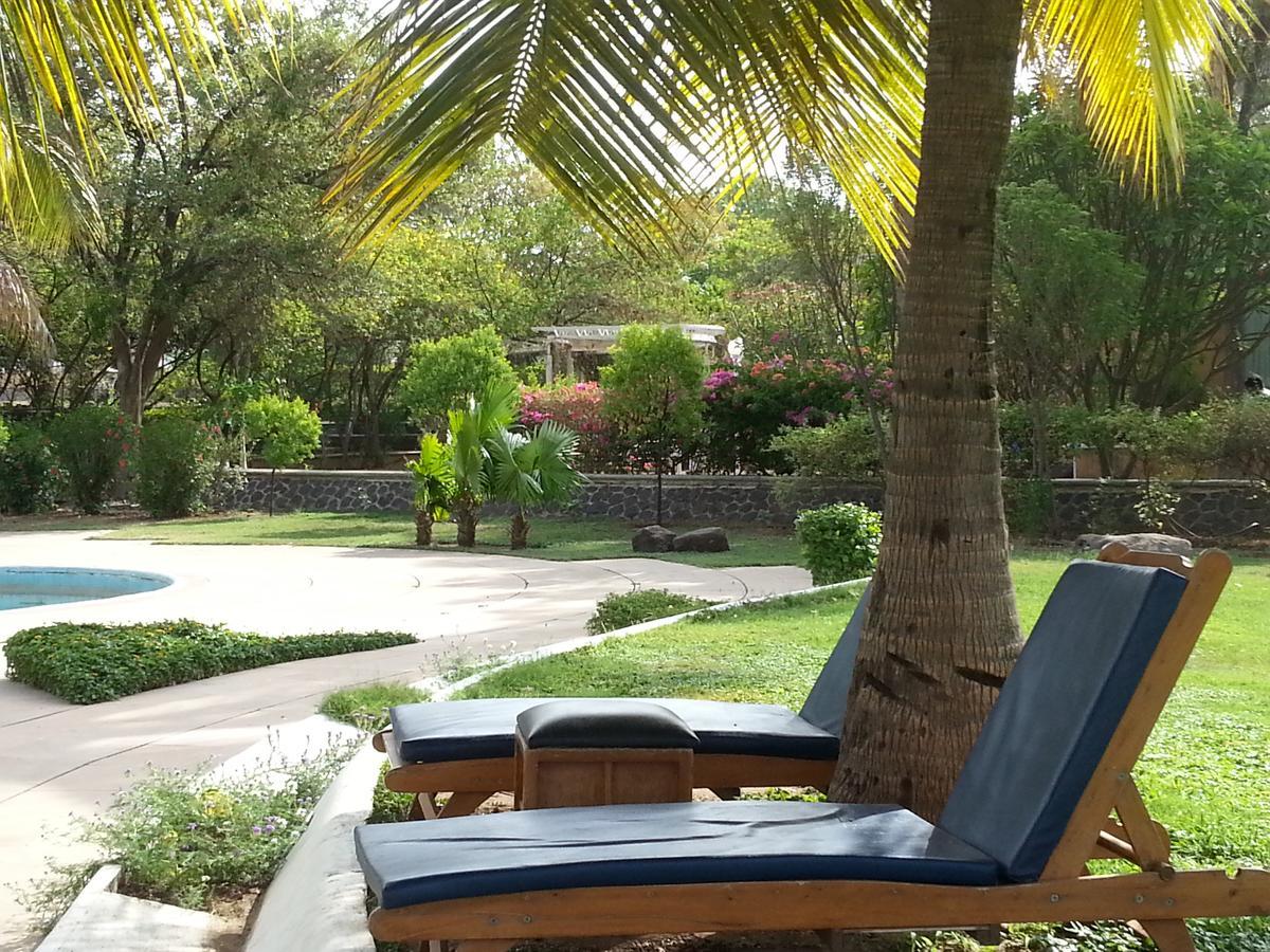 The Meadows Resort And Spa Aurangābād Exterior foto