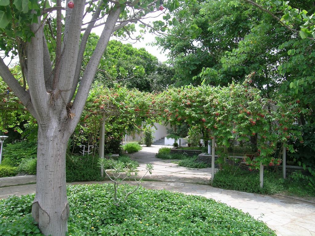 The Meadows Resort And Spa Aurangābād Exterior foto